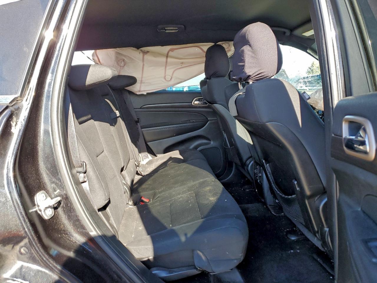 2015 JEEP GRAND CHEROKEE LAREDO photo 31