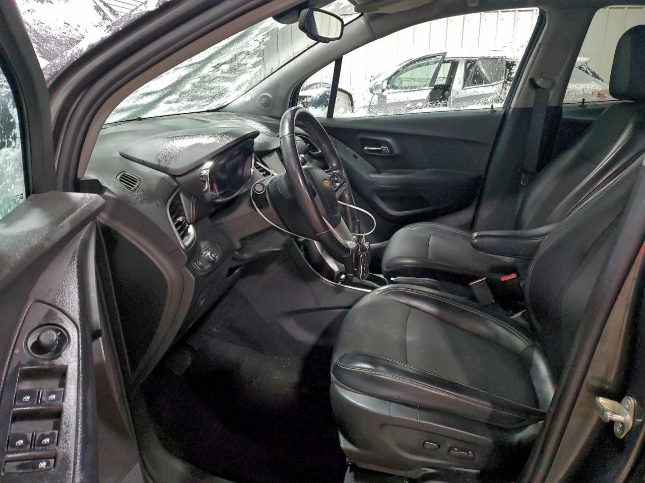 2020 CHEVROLET TRAX 1LT photo 7