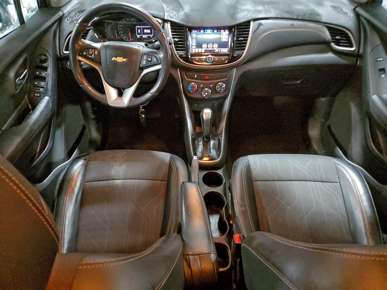 2020 CHEVROLET TRAX 1LT photo 8