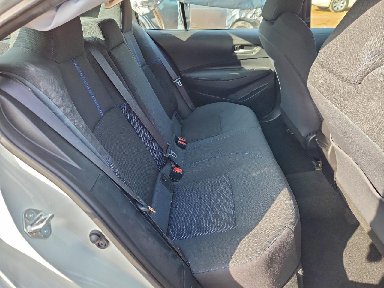 2021 TOYOTA COROLLA SE photo 19