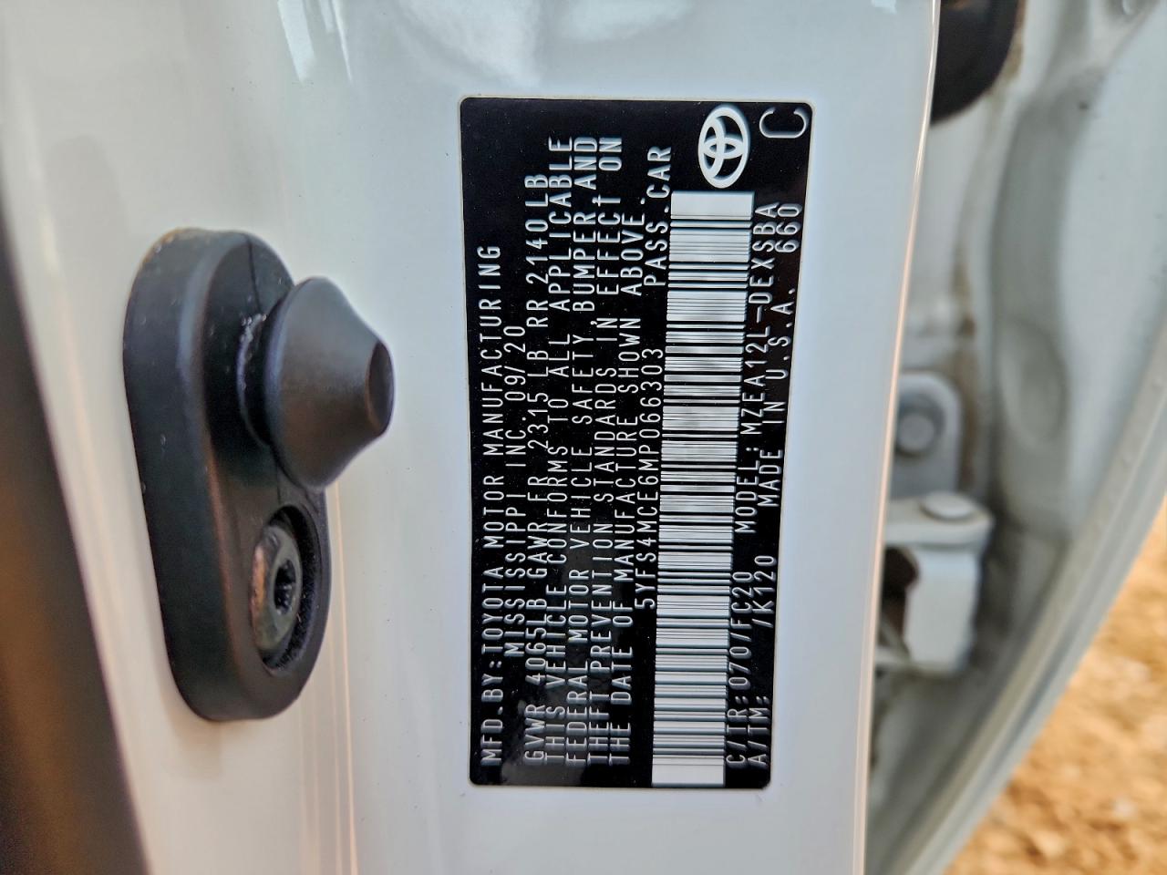 2021 TOYOTA COROLLA SE photo 25