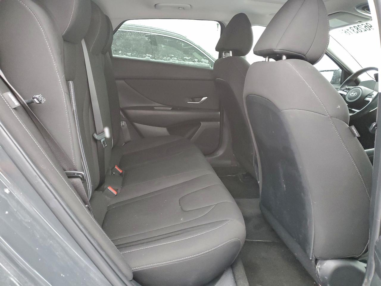 2025 HYUNDAI ELANTRA SEL SPORT photo 10