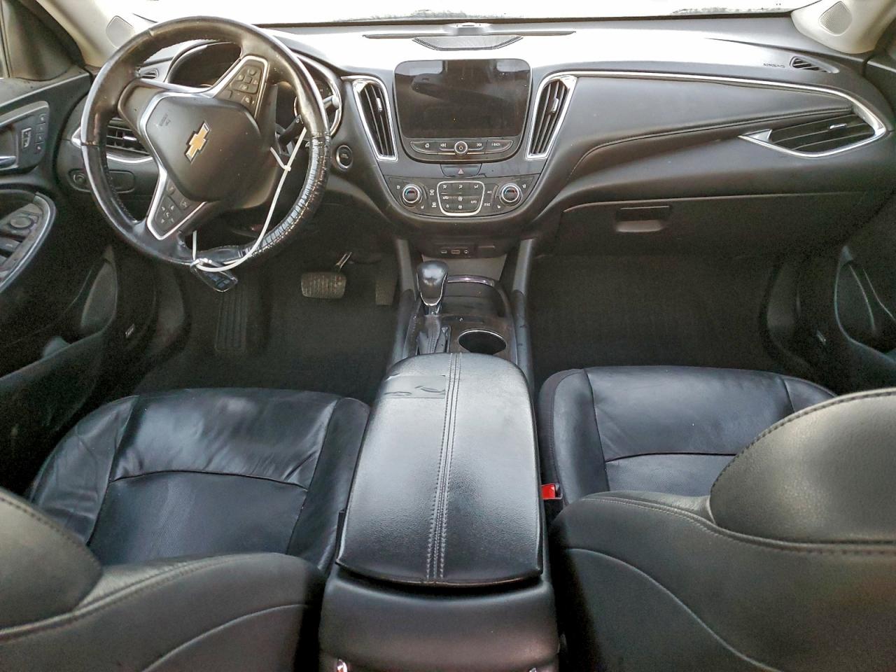 2022 CHEVROLET MALIBU PREMIER photo 8