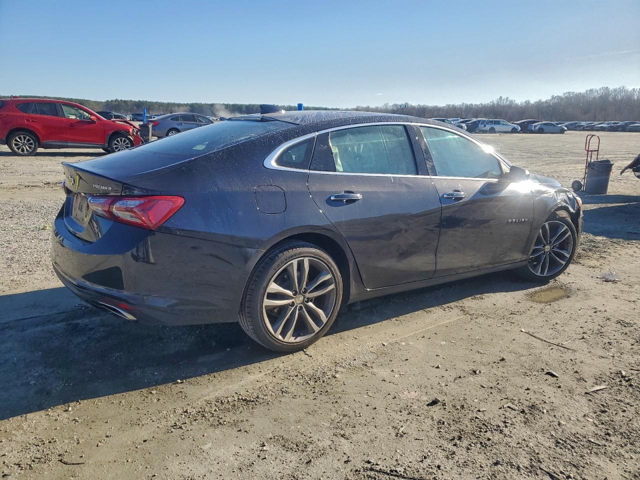 2022 CHEVROLET MALIBU PREMIER photo 3