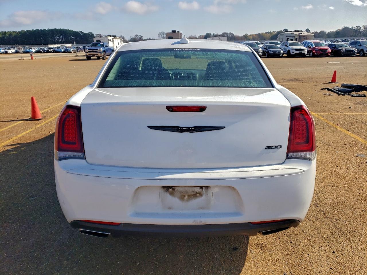 2021 CHRYSLER 300 TOURING photo 6