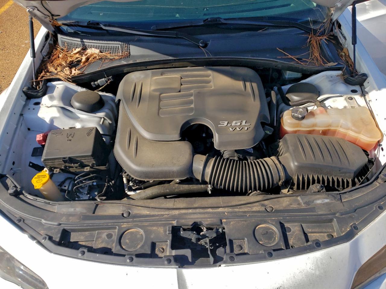 2021 CHRYSLER 300 TOURING photo 11