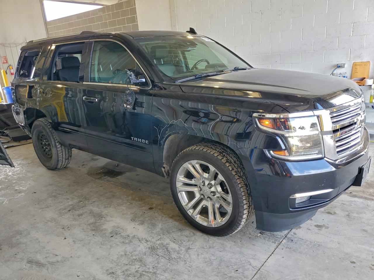 2016 CHEVROLET TAHOE K1500 LTZ photo 4