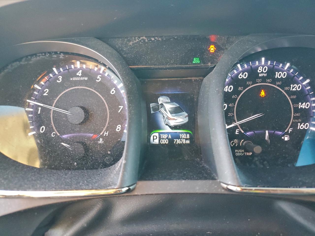 2016 TOYOTA AVALON XLE photo 9
