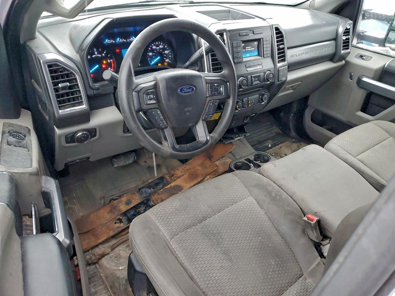 2017 FORD F550 SUPER DUTY BOX TRUCK photo 8