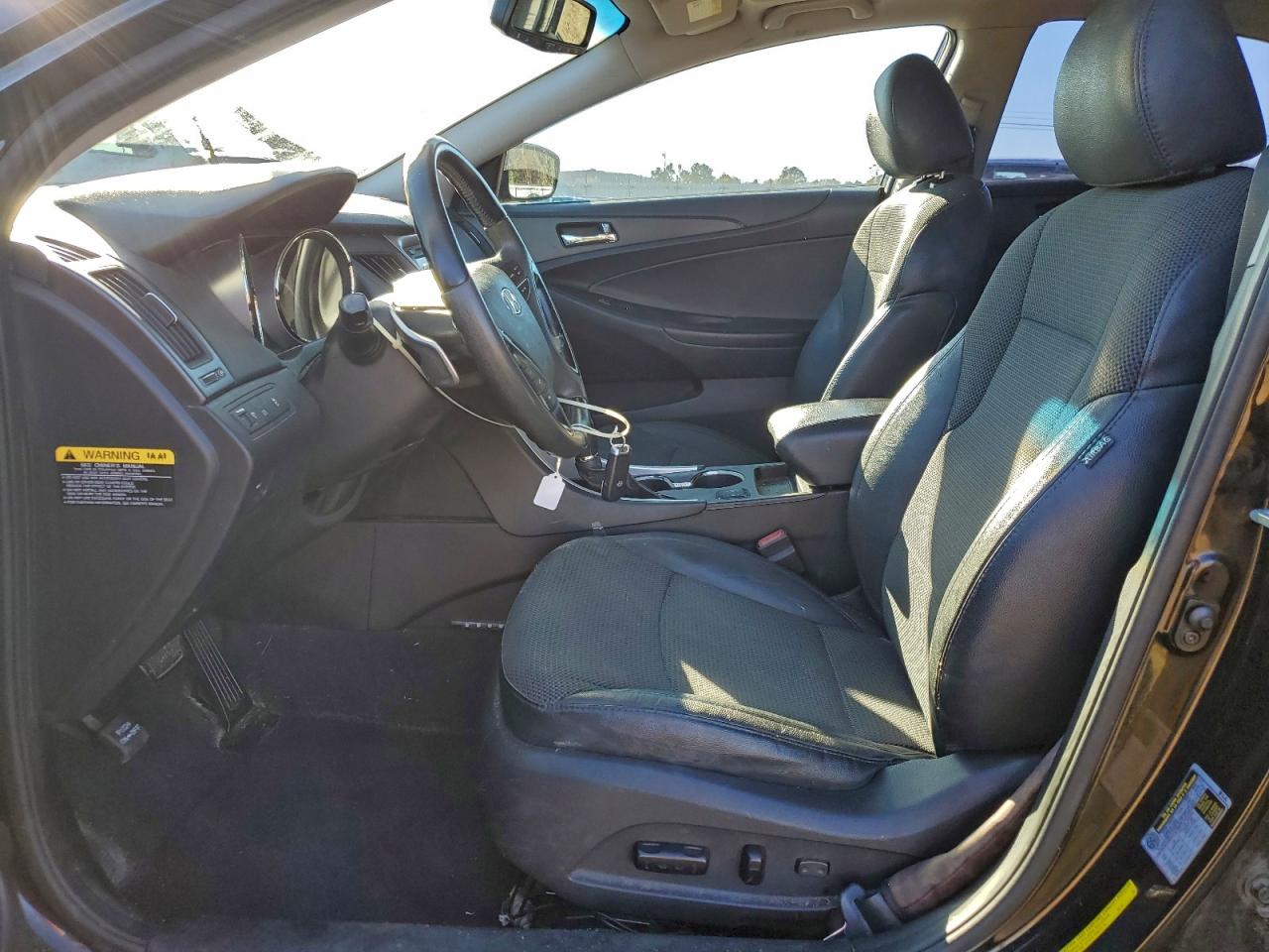 2013 HYUNDAI SONATA SE photo 7
