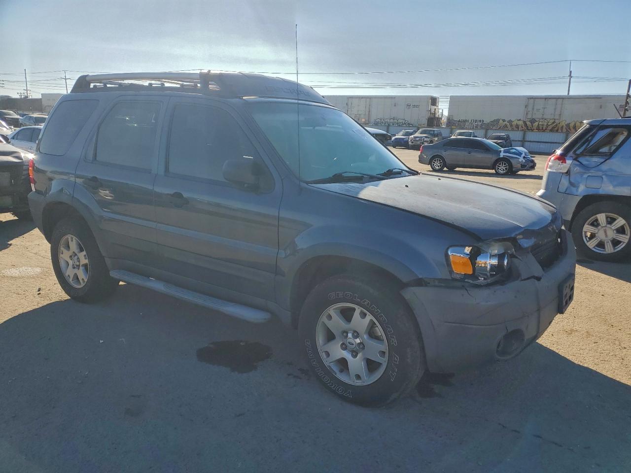 2006 FORD ESCAPE XLT photo 4