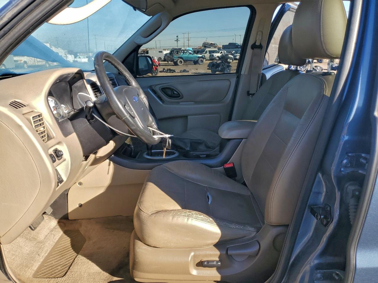 2006 FORD ESCAPE XLT photo 7
