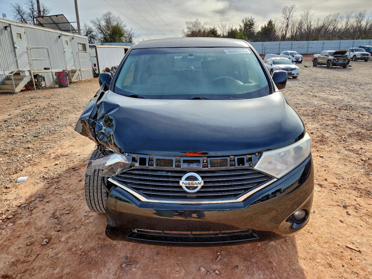 2015 NISSAN QUEST S photo 5