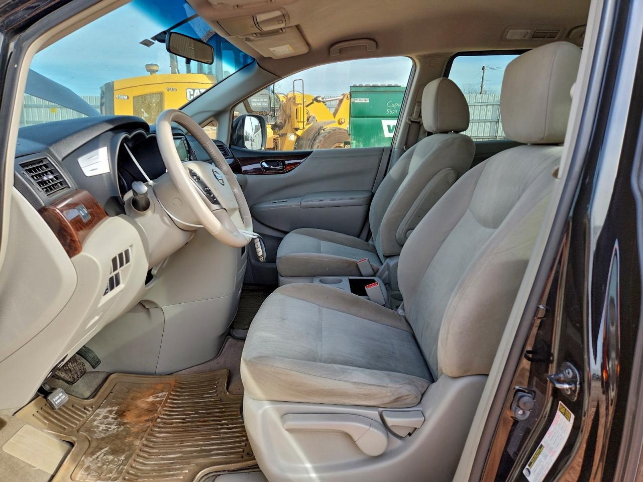 2015 NISSAN QUEST S photo 7