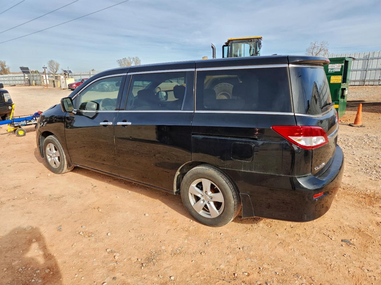 2015 NISSAN QUEST S photo 2