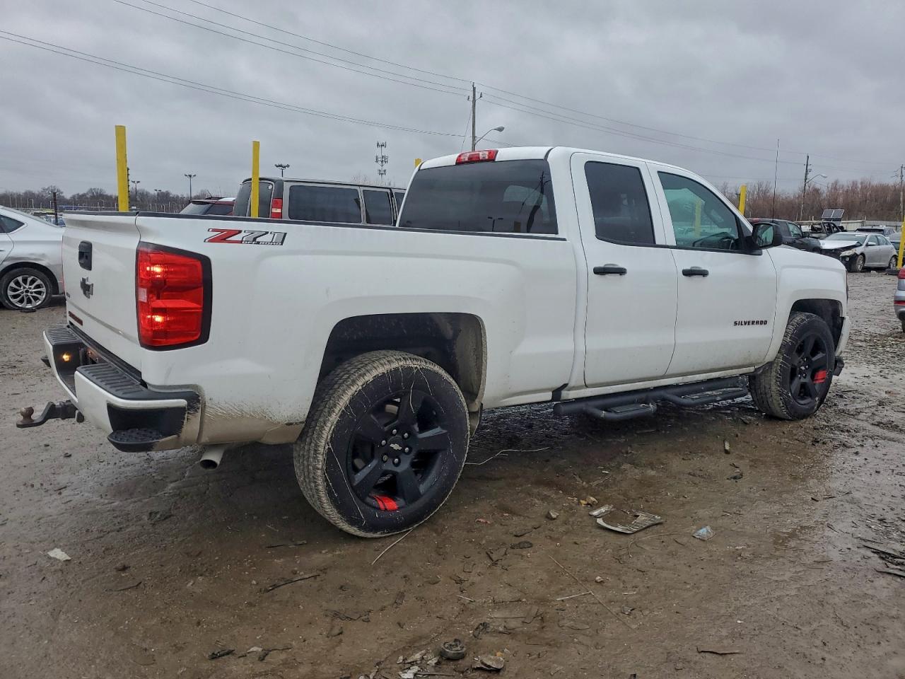 2018 CHEVROLET SILVERADO K1500 LT photo 3