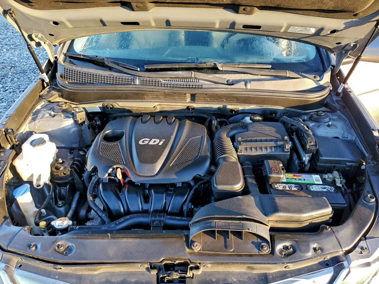 2013 HYUNDAI SONATA SE photo 11