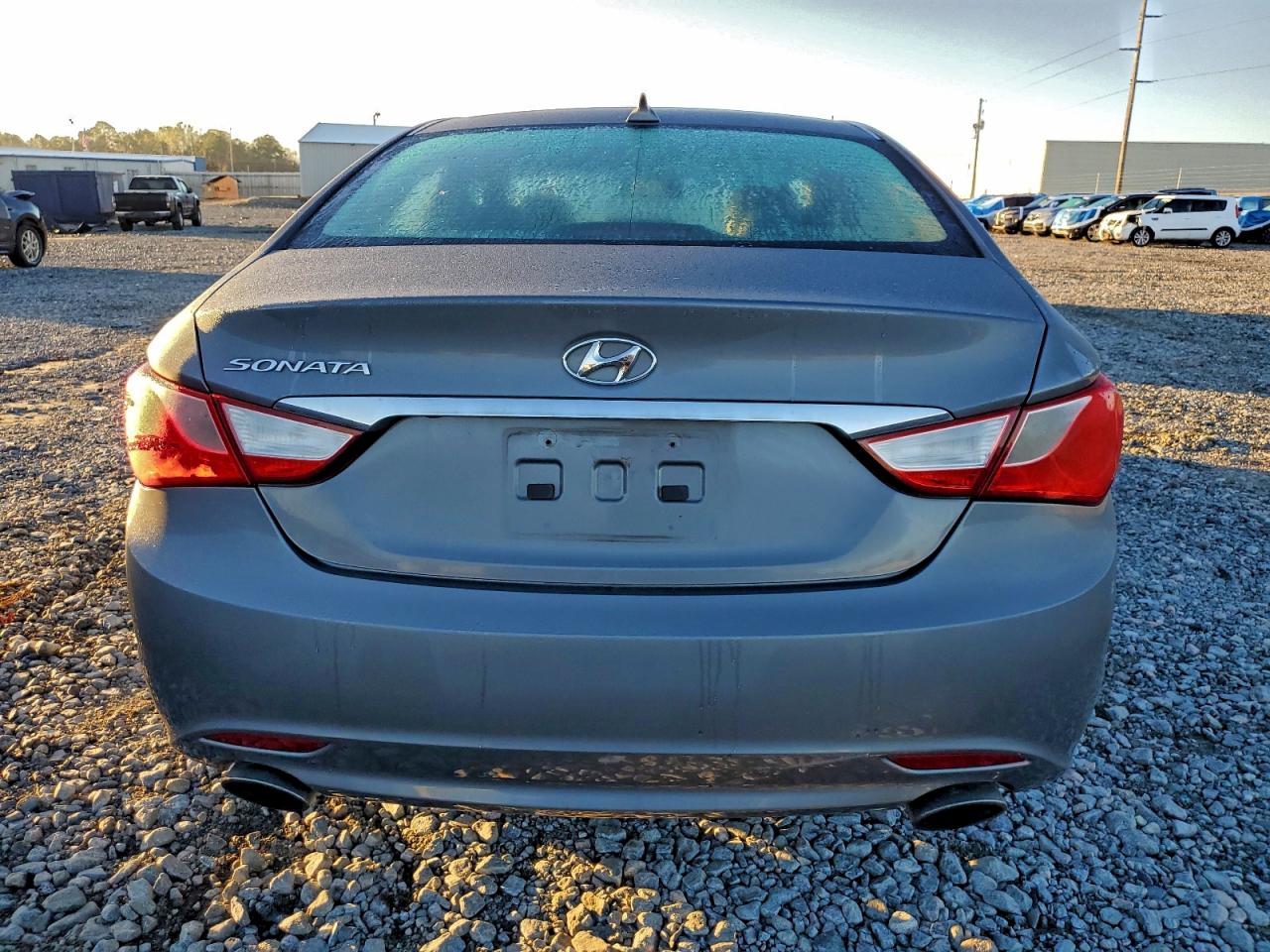 2013 HYUNDAI SONATA SE photo 6