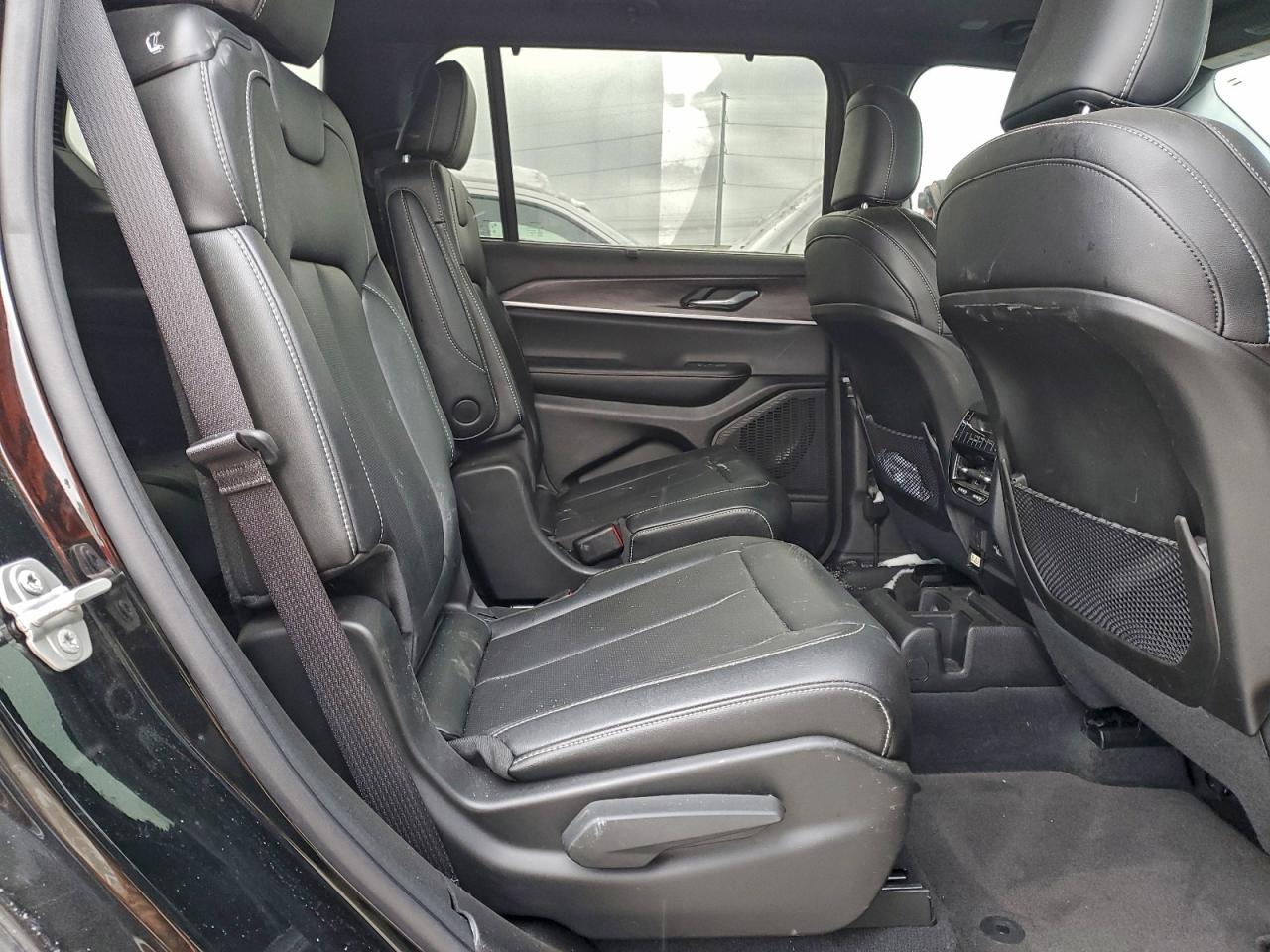 2024 JEEP GRAND CHEROKEE L LIMITED photo 11