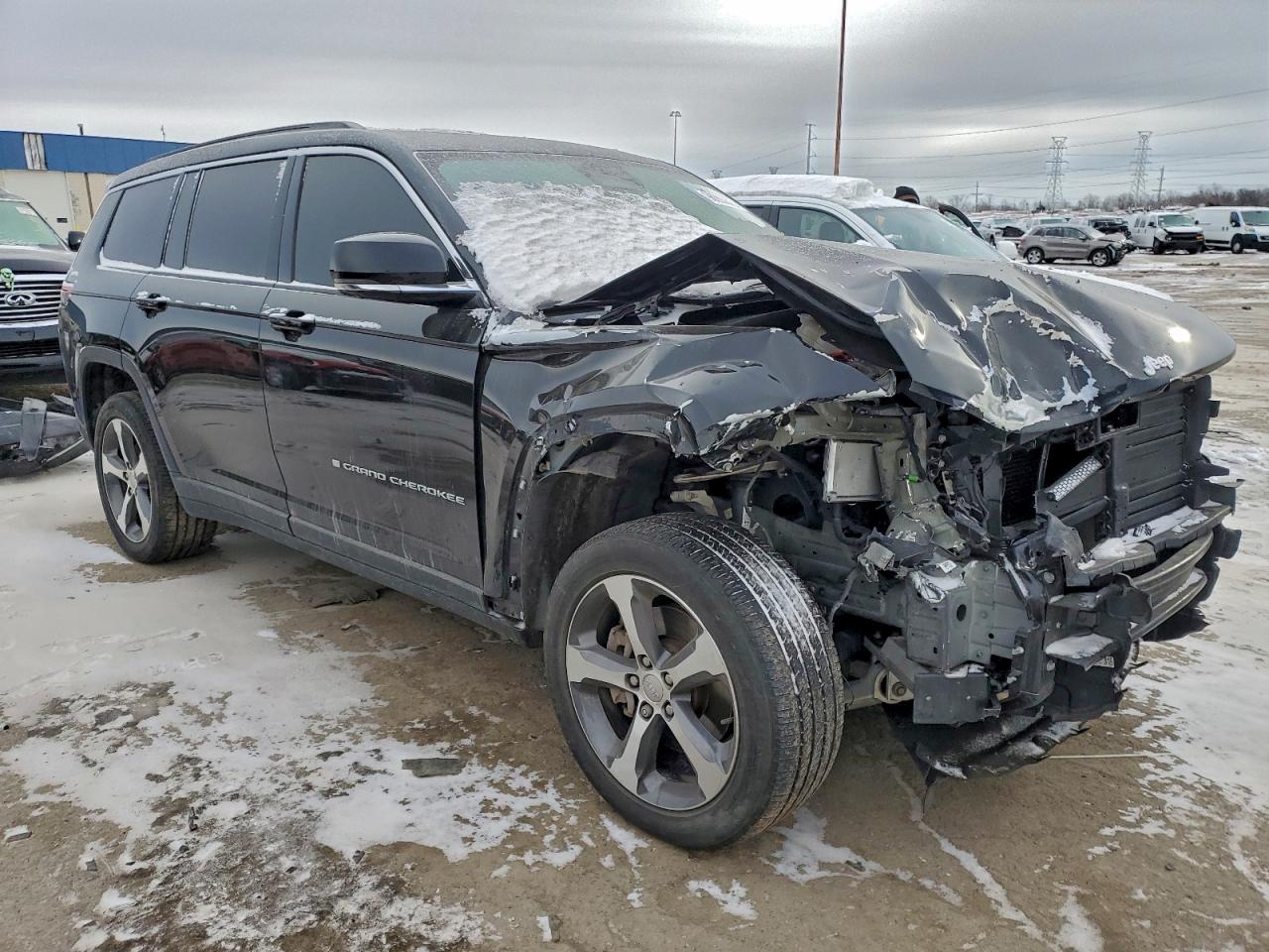 2024 JEEP GRAND CHEROKEE L LIMITED photo 4