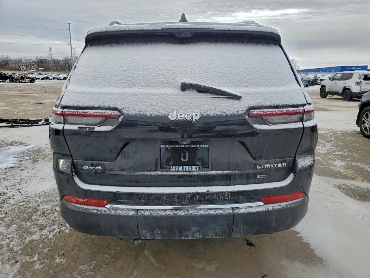 2024 JEEP GRAND CHEROKEE L LIMITED photo 6