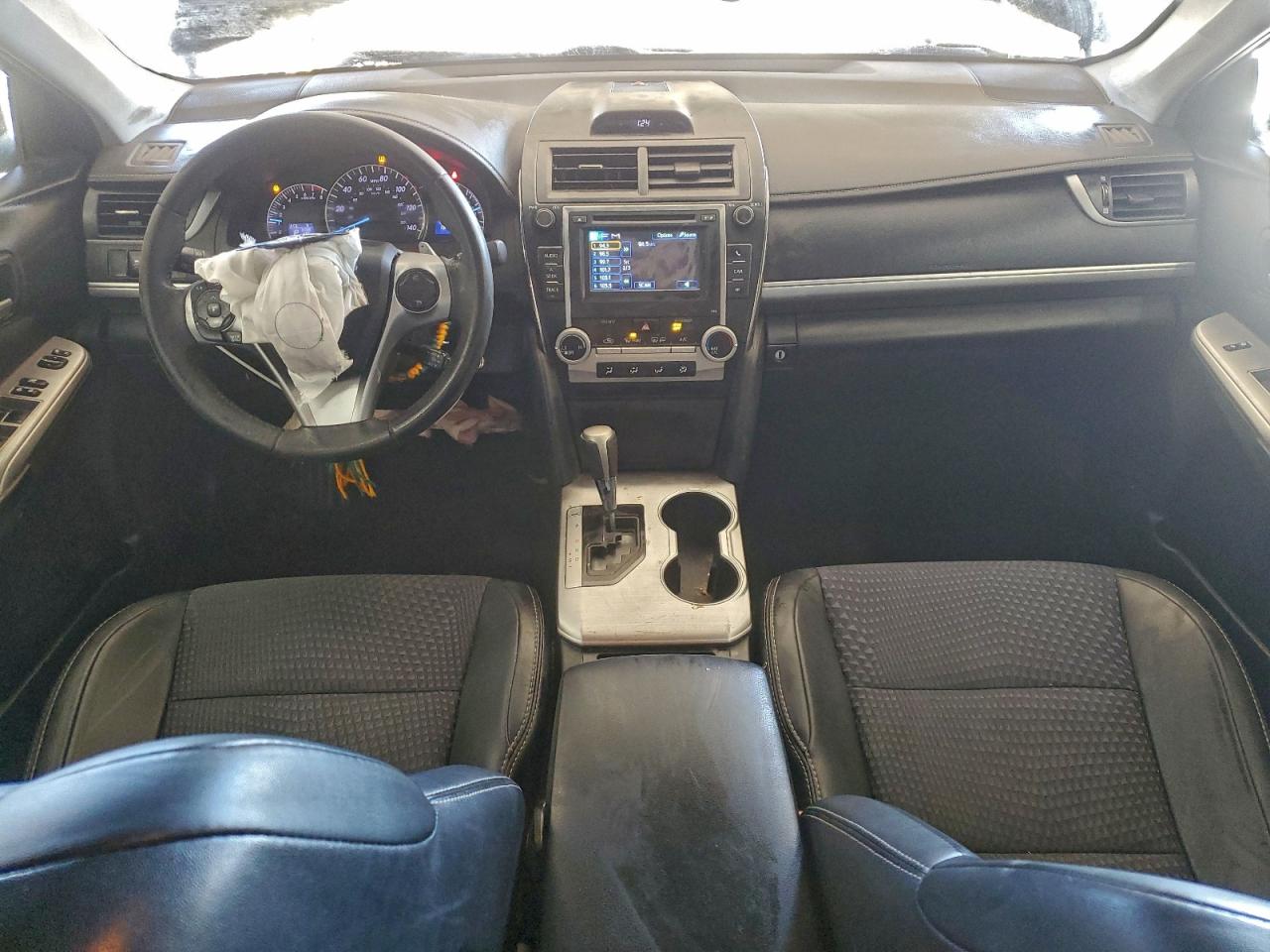2012 TOYOTA CAMRY BASE photo 8