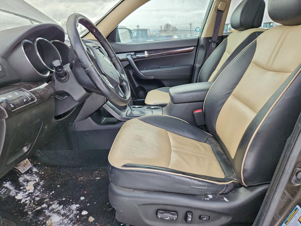 2011 KIA SORENTO EX photo 7