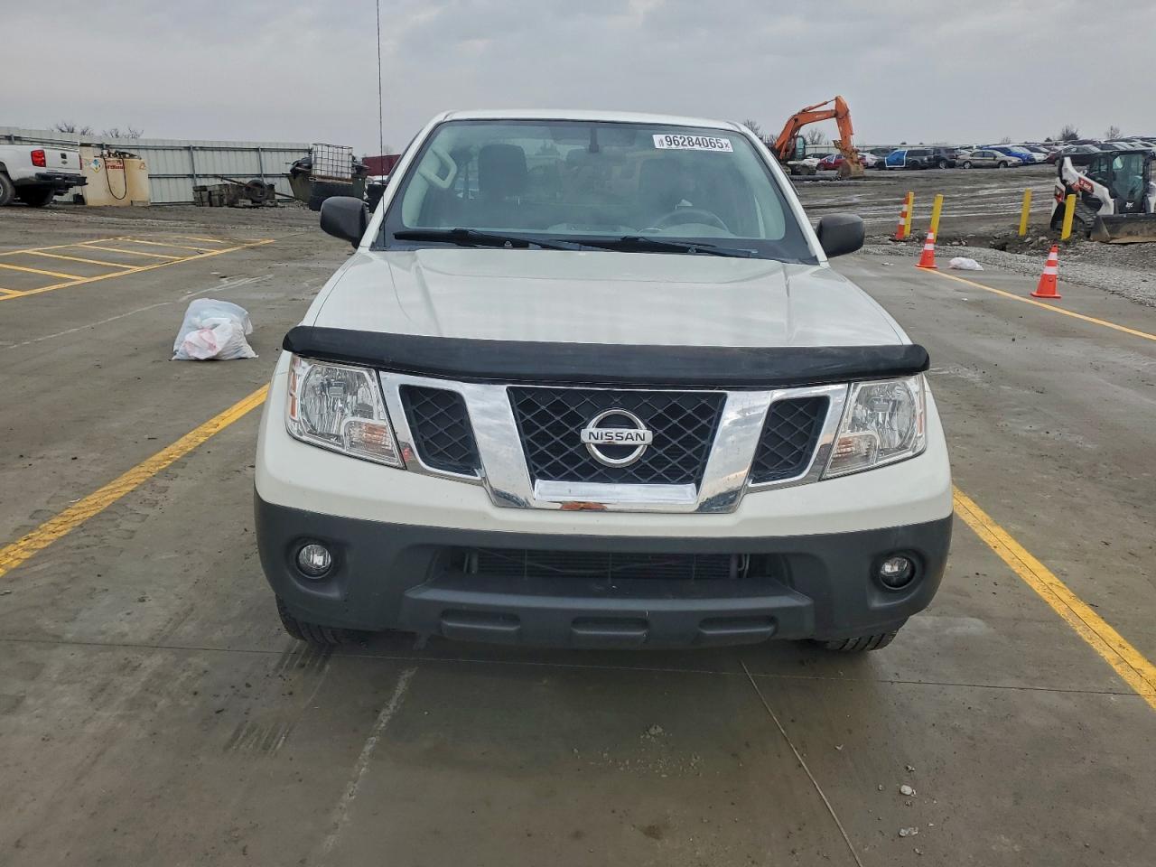 2019 NISSAN FRONTIER S photo 5