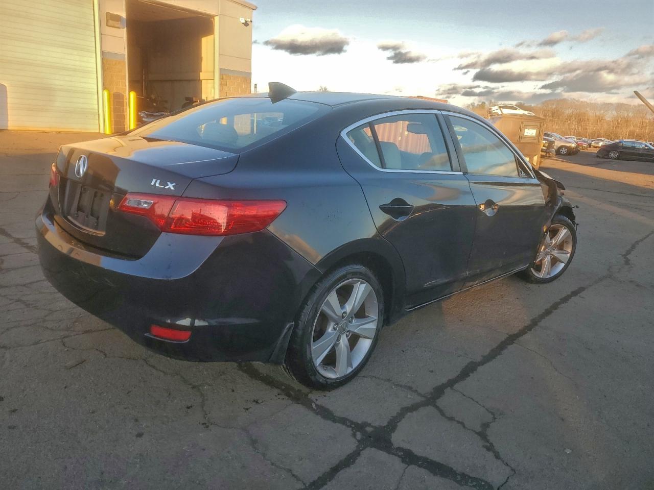 2014 ACURA ILX 20 PREMIUM photo 3