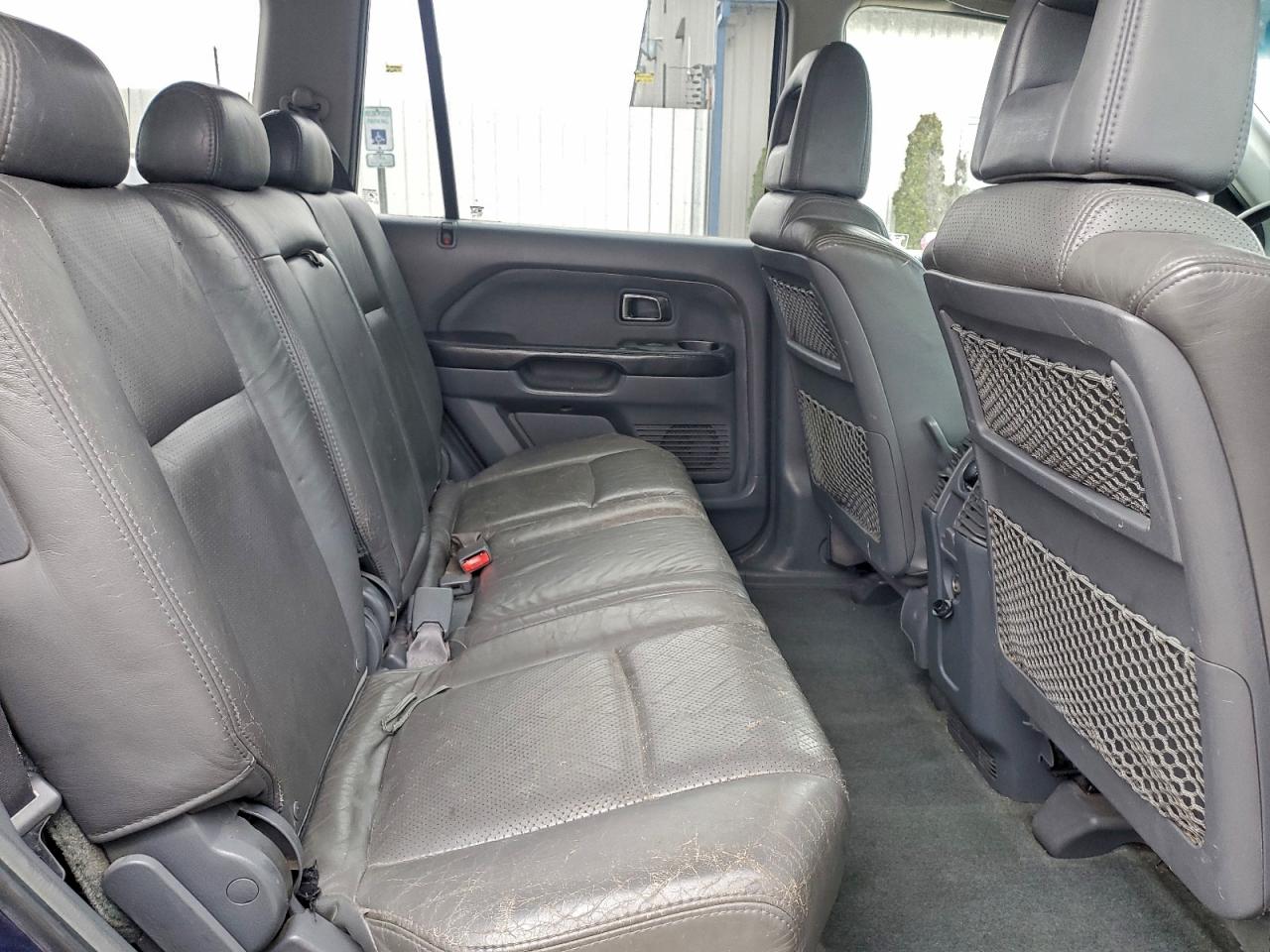 2004 HONDA PILOT EXL photo 11