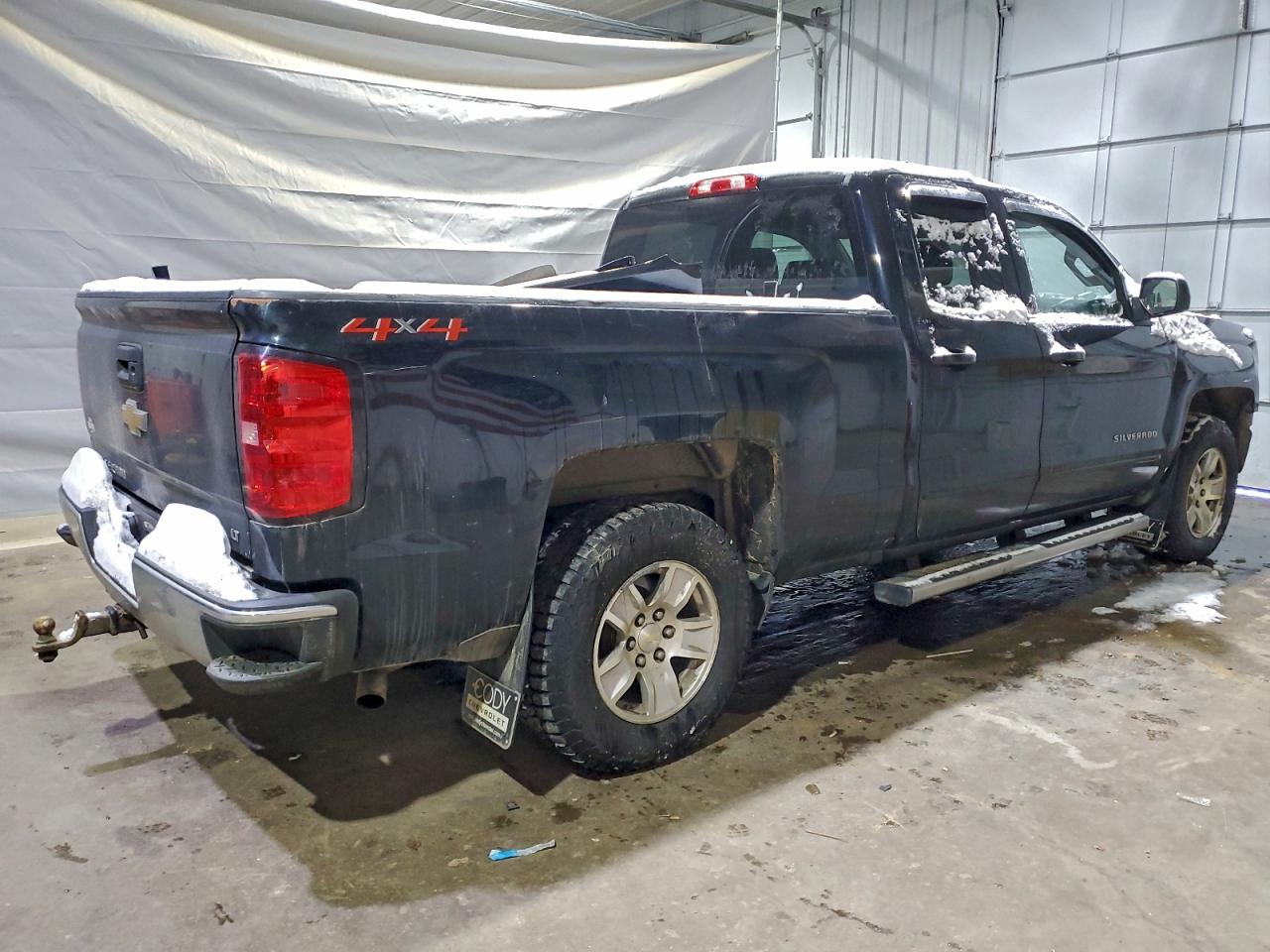 2018 CHEVROLET SILVERADO K1500 LT photo 3