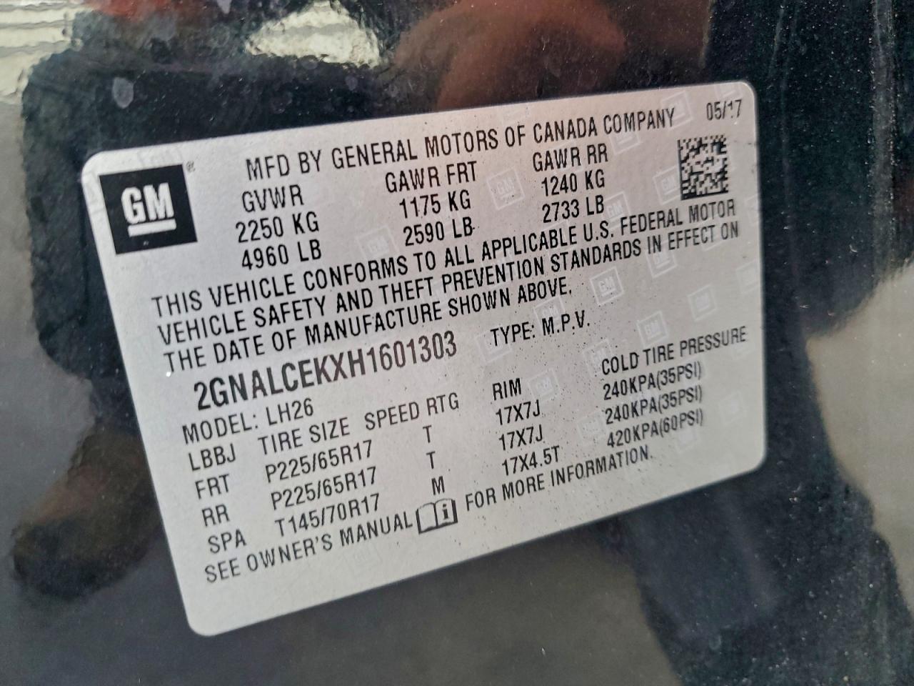 2017 CHEVROLET EQUINOX LT photo 13