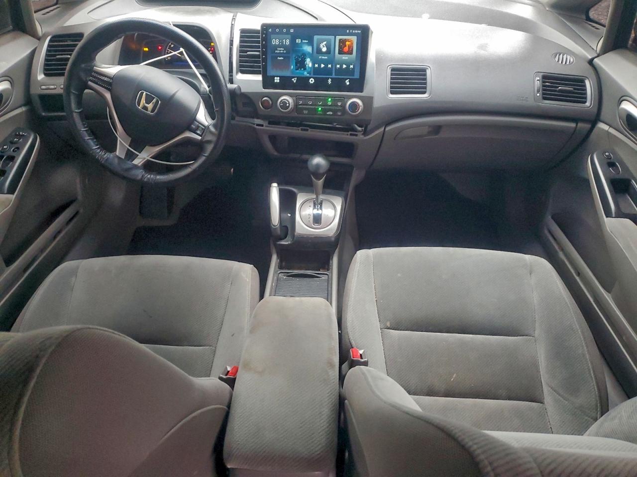 2010 HONDA CIVIC LX photo 8