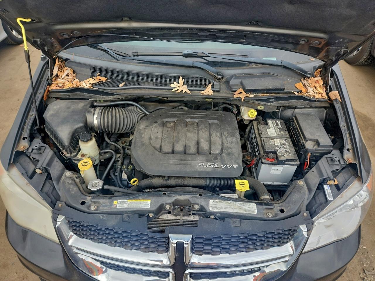 2011 DODGE GRAND CARAVAN MAINSTREET photo 12