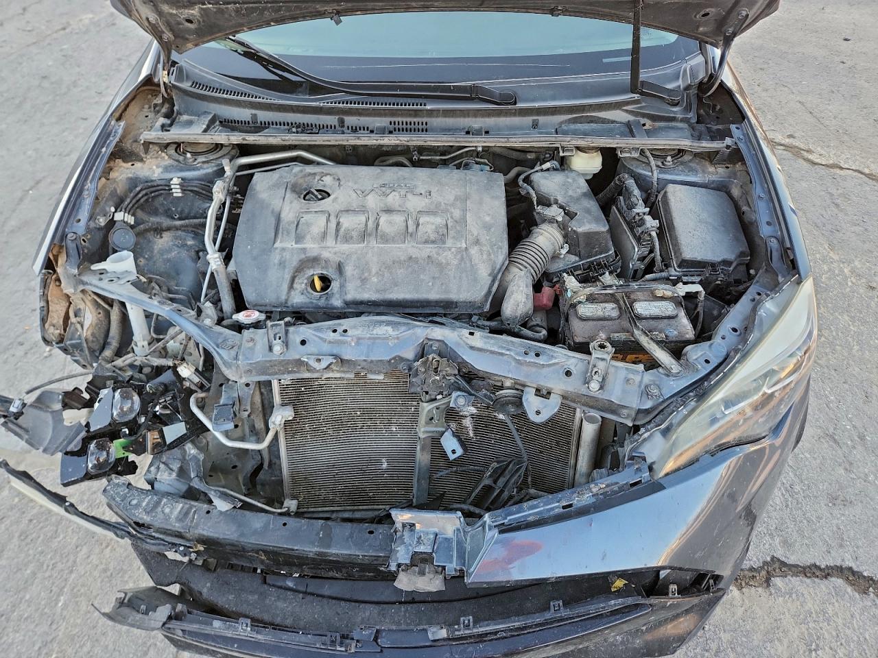 2017 TOYOTA COROLLA photo 11