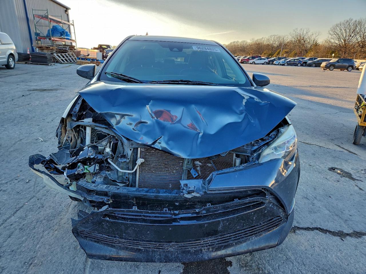 2017 TOYOTA COROLLA photo 5