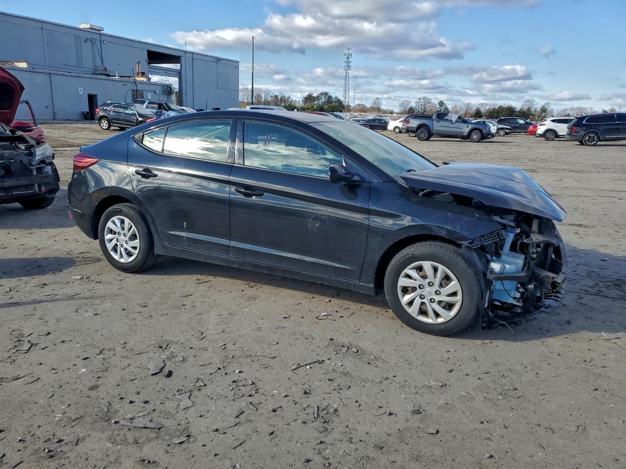 2019 HYUNDAI ELANTRA SE photo 4
