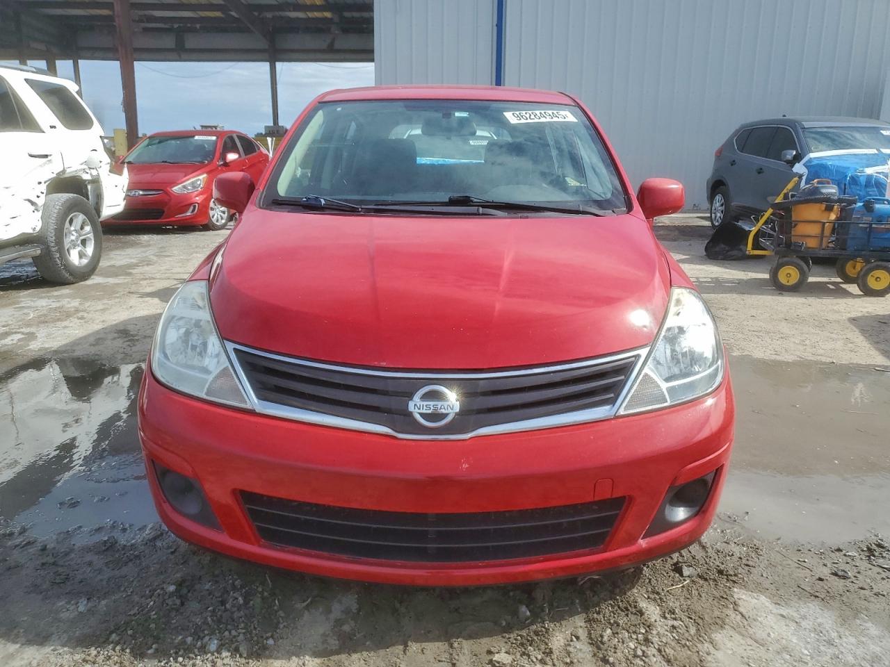 2011 NISSAN VERSA S photo 5