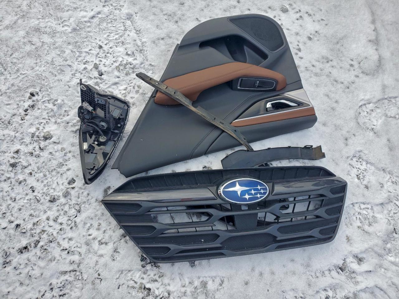 2025 SUBARU OUTBACK TOURING photo 13