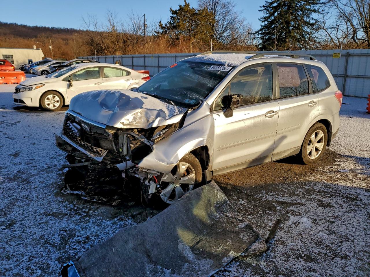 2015 SUBARU FORESTER