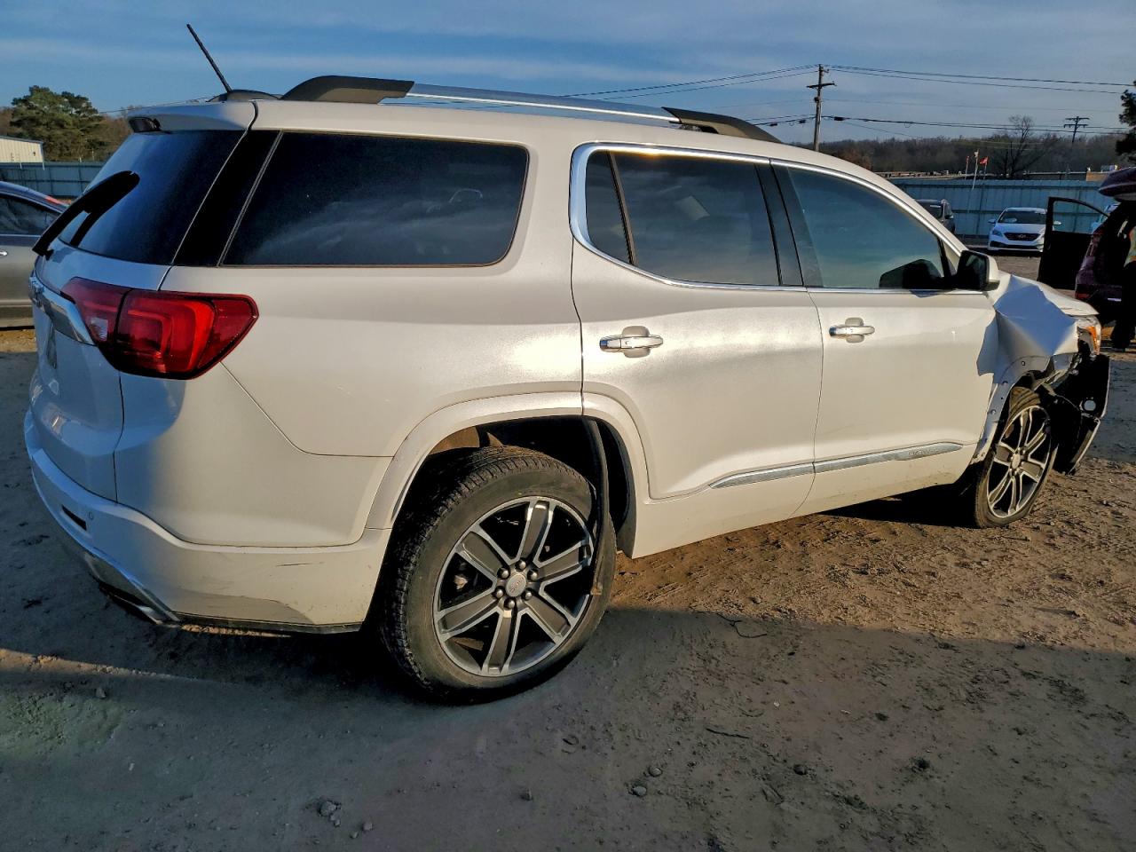 2019 GMC ACADIA DENALI photo 3