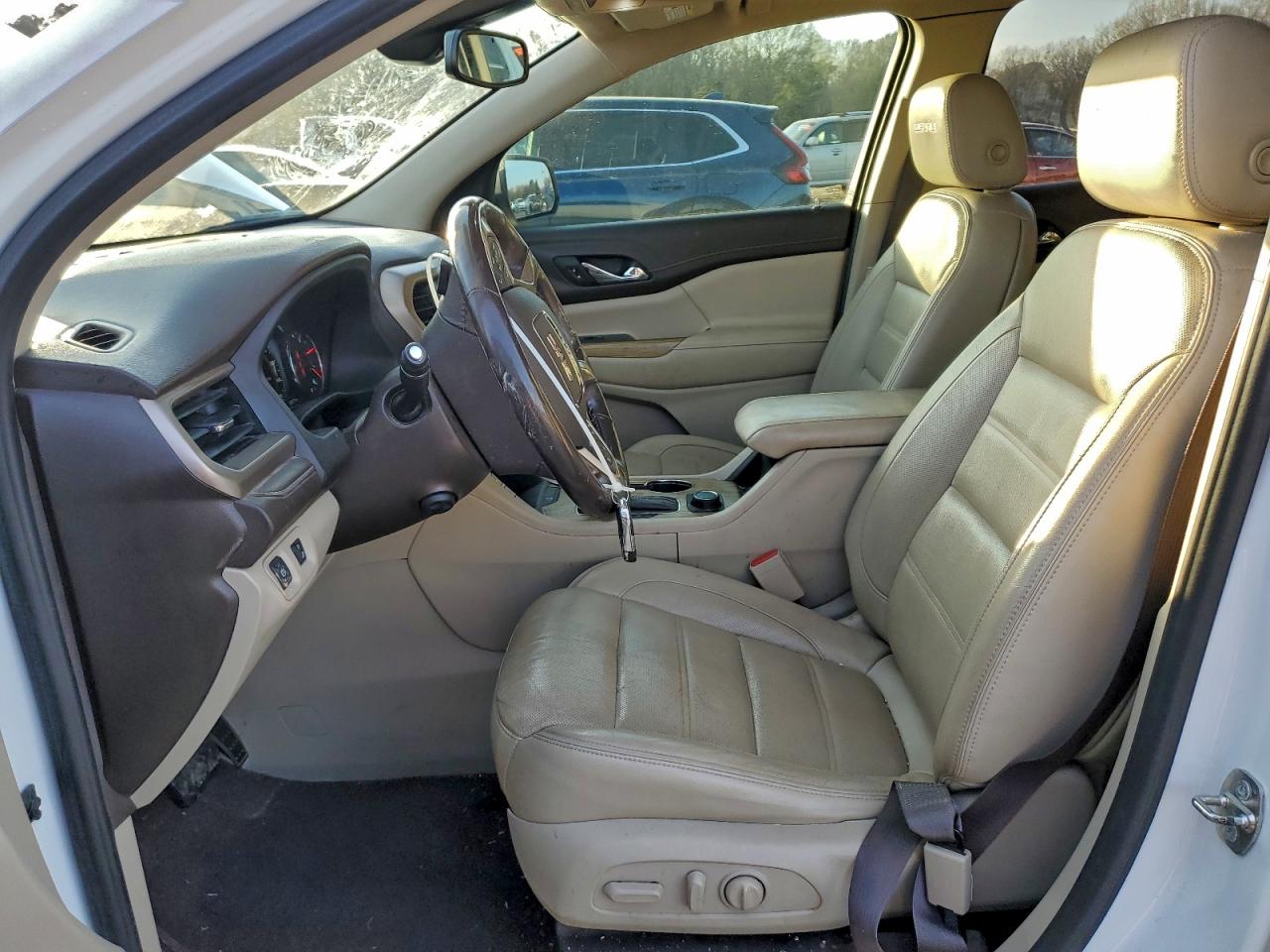 2019 GMC ACADIA DENALI photo 7
