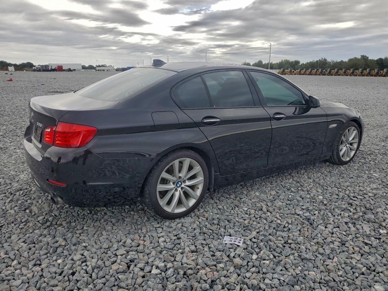2011 BMW 535 I photo 3