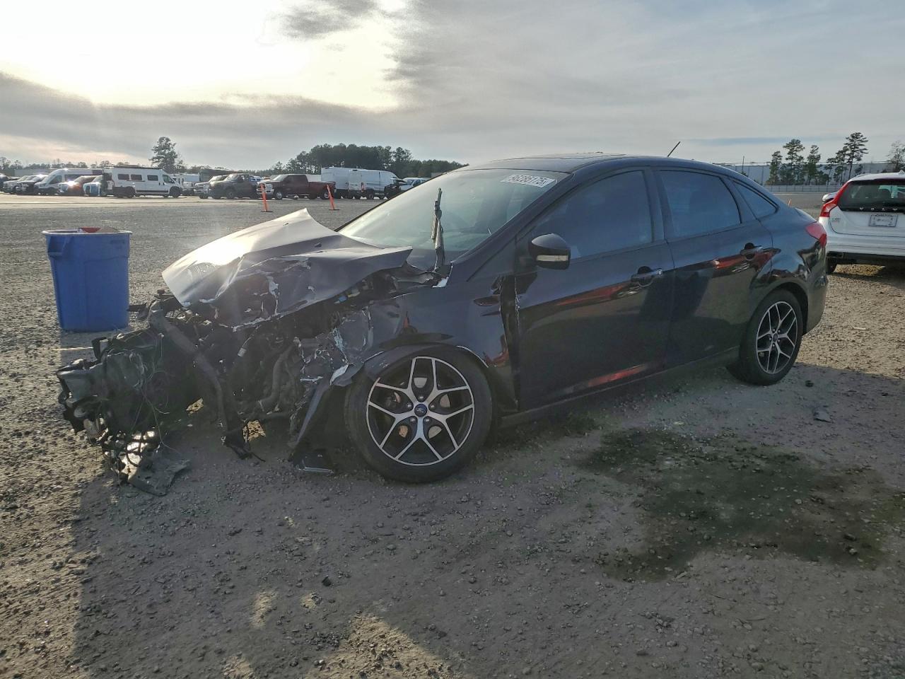 2017 FORD FOCUS