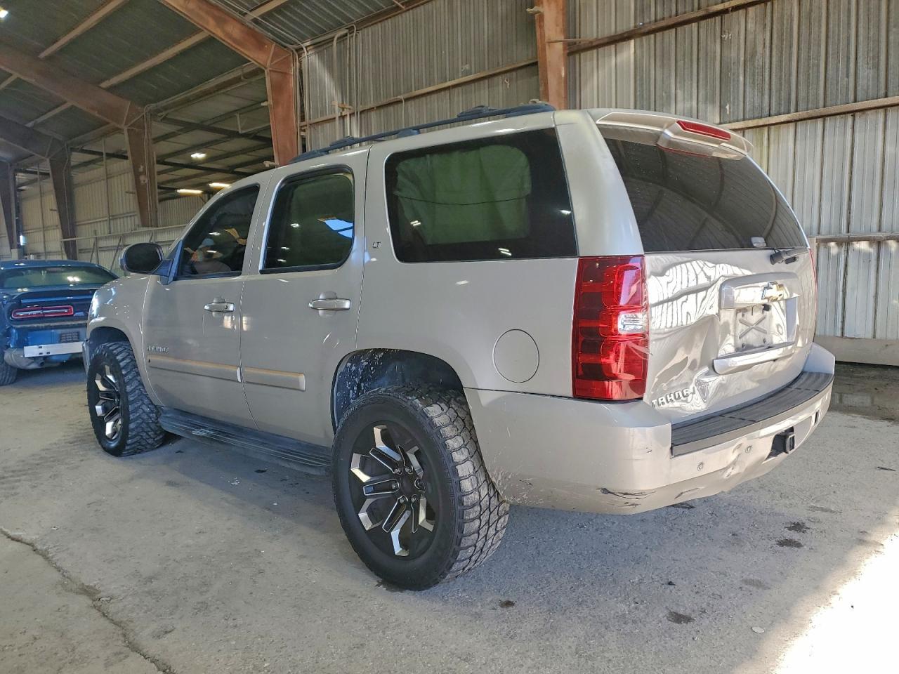 2007 CHEVROLET TAHOE K1500 photo 2
