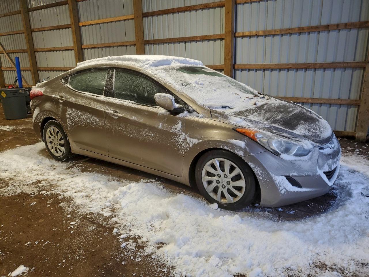 2013 HYUNDAI ELANTRA GLS photo 4