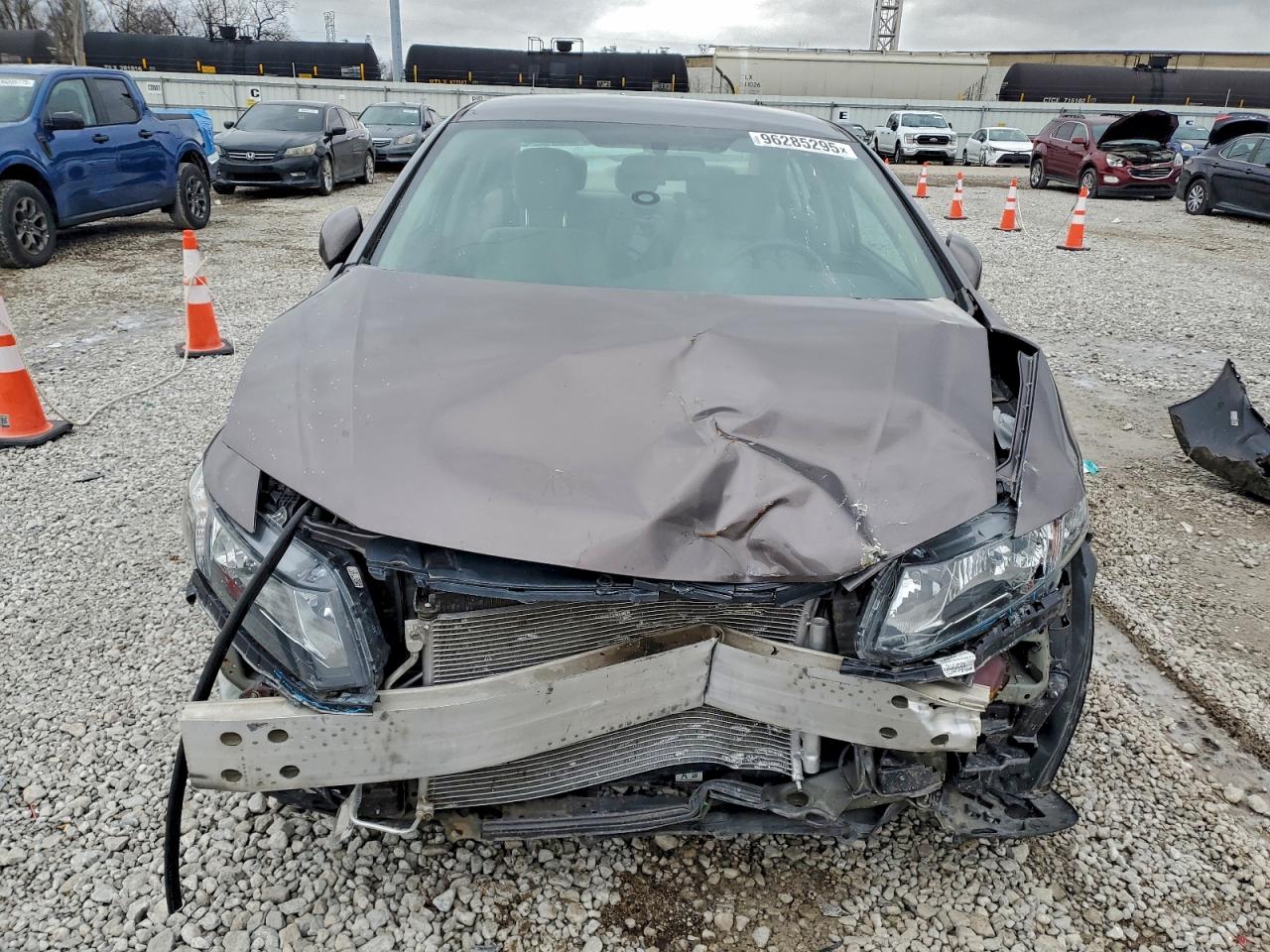 2013 HONDA CIVIC LX photo 5