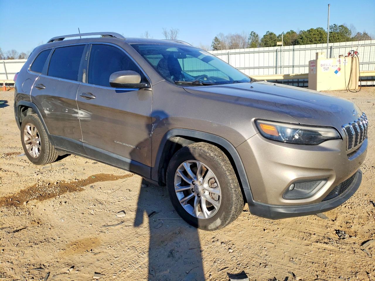 2019 JEEP CHEROKEE LATITUDE photo 4