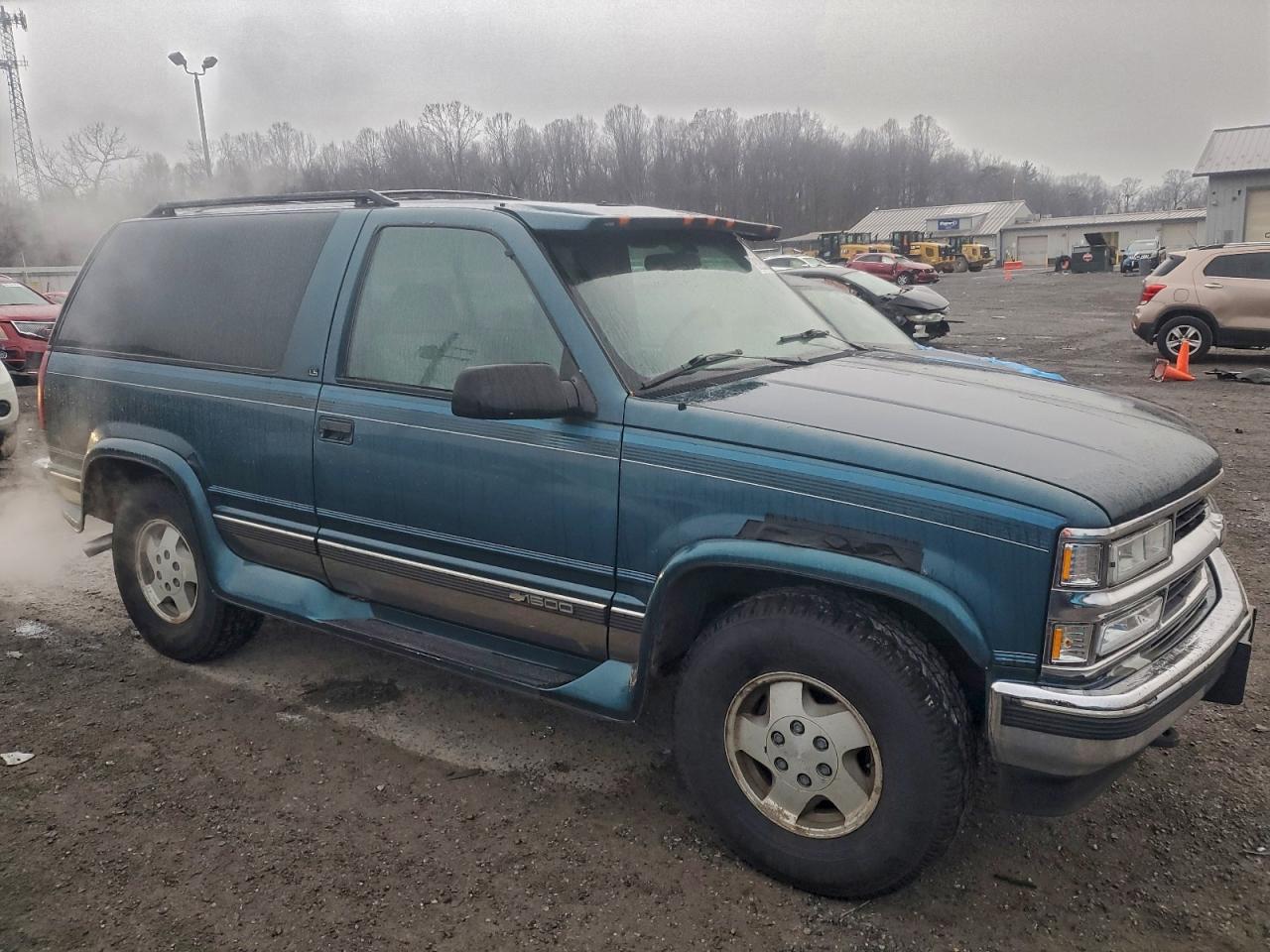 1995 CHEVROLET TAHOE K1500 photo 4