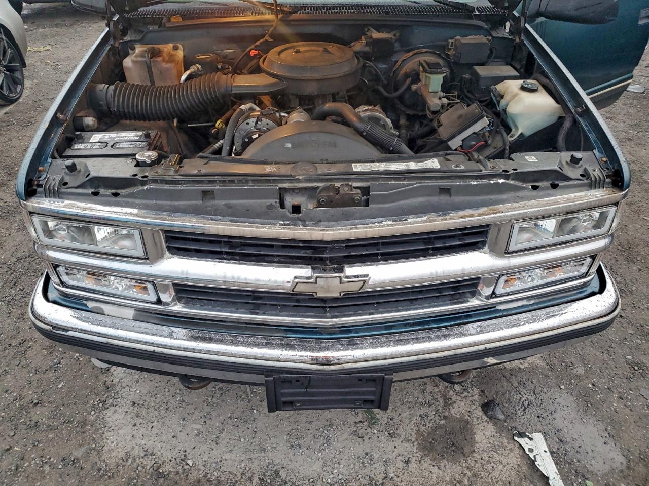 1995 CHEVROLET TAHOE K1500 photo 11